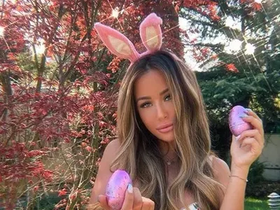 Гери-Никол е голо зайче (Гореща снимка)