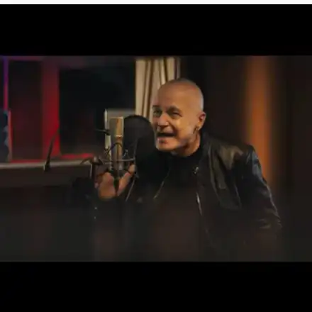 И Слави възпя вируса