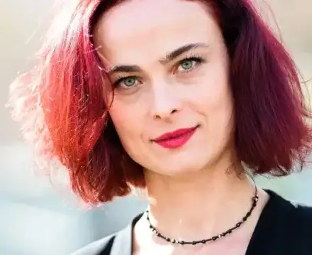 Йоана Буковска остана с 34 лева за Великден (Актрисата без пари и без работа заради пандемията)