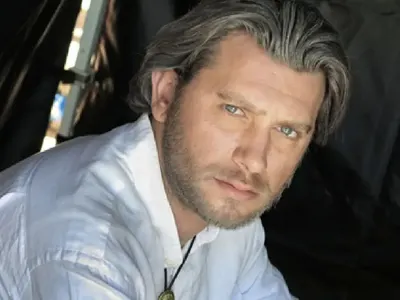 Как хулиганът Плачков стана шеф на „Култура и туризъм” в Плевен?! (Жена му на опашка за социлани помощи)