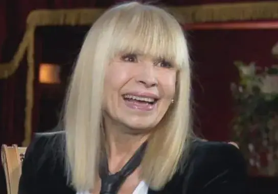 Лили Иванова изгони прислужницата си заради вируса