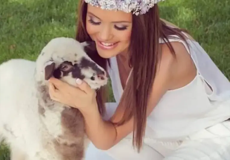 Мария с идилична фотосесия за празниците