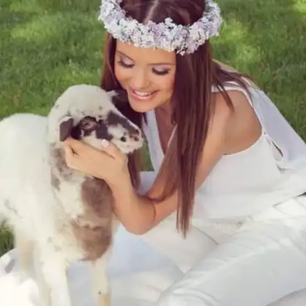 Мария с идилична фотосесия за празниците