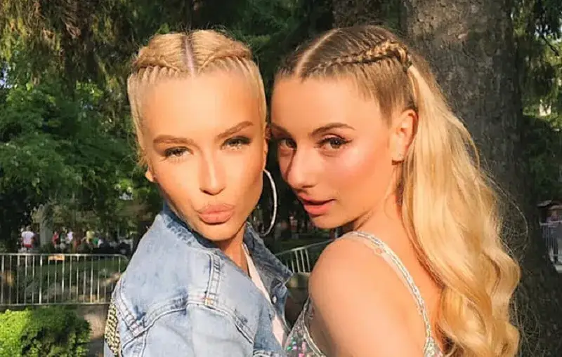 Михаела Маринова помага на Тита за паникатаките