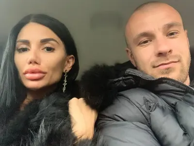 Мисис България Неделина Цанева набира средства в онлайн търг за хора в нужда (Снимки)