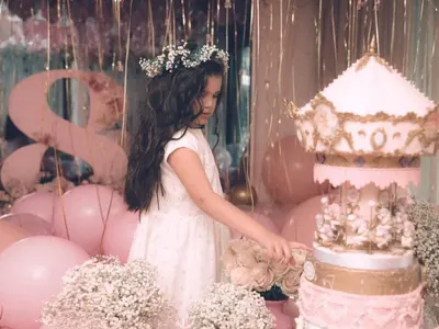 Николета пръсна 6 бона за торта на дъщеря си (Снимки от скъпарското парти за ЧРД на Никол)