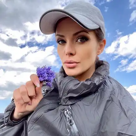 Преслава плаче за участия