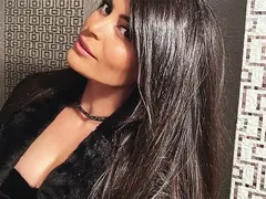 Принцесата на шеф Ангелов вае мускули