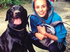 Радина не може да прежали Аксел (Вижте къде го погреба Снимка))
