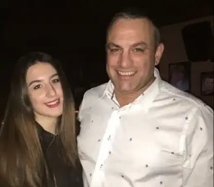 Щерката на Юксел Кадриев заключена вкъщи заради изолацията (Габриела не си е подавала носа навън)