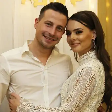 Синът на Доган продава луксозен апартамент за над половин милион