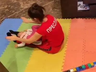 Сладурани! Вижте как тренират Преслава и Паола в изолацията