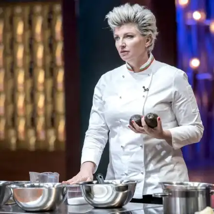 Тортата с кашу на Силвена Роу - истински хит за Великден (Сладкото изкушение измести козунаците)