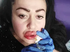 Уебзвезда стана певица