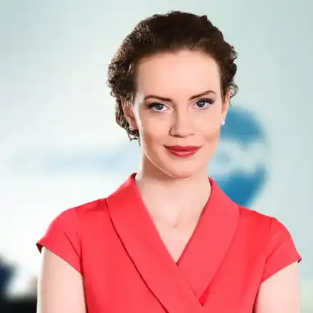 Война: Привидно миловидната Гери Малкоданска тероризира съседите си