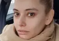 Ева Веселинова се изплаши от себе си! Вече и вкъщи е с кило грим! (Подробности и снимки)