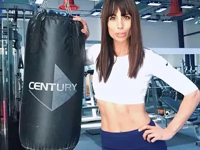 Зара на косъм от смъртта, пожар едва не изпепели дома й в Бахрейн (Снимка)