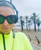 Сани Алекса загуби мъжа си (Певицата теши мъката си на яхта в Испания СНИМКИ)