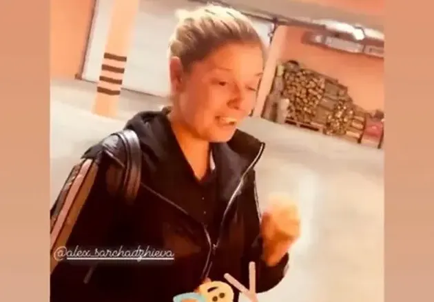 Алекс Сърчаджиева с рожден ден на морето