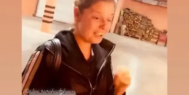 Алекс Сърчаджиева с рожден ден на морето