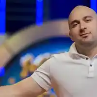 Боби Ваклинов не спи с жена си! (Вижте причината)