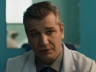 Д-р Наков от „Откраднат живот” призна:  Друсах се, брат ми се хвърли от 5-ия етаж!