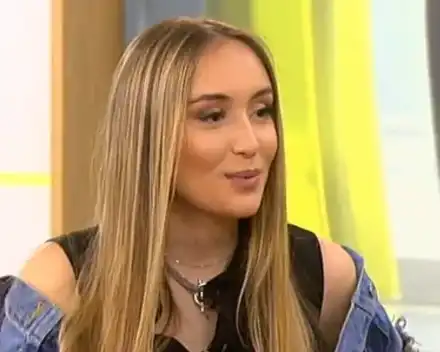 Дара Екимова заби неуспял футболист (Гаджето на щерката на Ива Екимова не успял да се наложи в Левски)