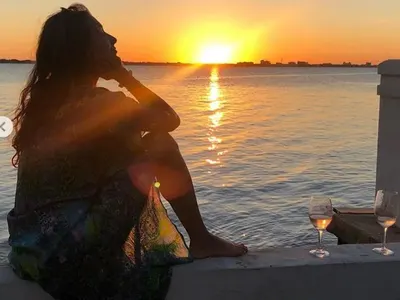 Дъщерята на Фатик под карантина във Флорида