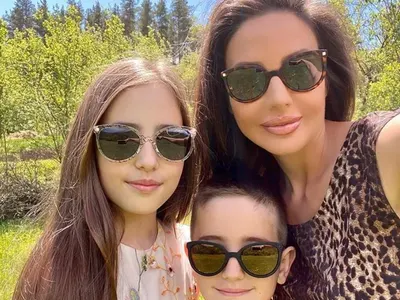 Децата на Наталия Гуркова започнаха да работят