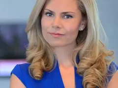 Деси Банова стана учителка