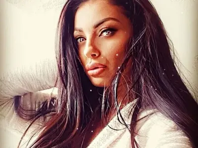 Емануела се фука със снаха-хубавица