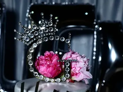 Галин изненада Галена с коронаторта за ЧРД (Снимки)