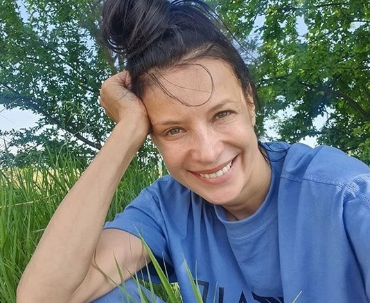 Яна Маринова посече мераците на похотлив дядо в Instagram (Скандален чат)