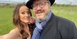 Има ли връзка Мартин Карбовски с бившата на Ицо Стоте манекенки?