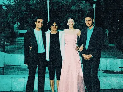 Известни българки споделят спомени и снимки като абитуриентки