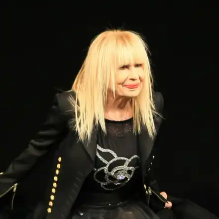 Лили Иванова подновява концертите си през юли (Звездите се връщат на сцената след пандемията)