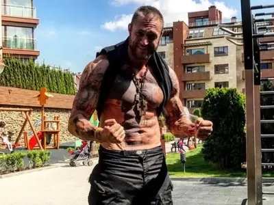 Любо Чука нарами пушка