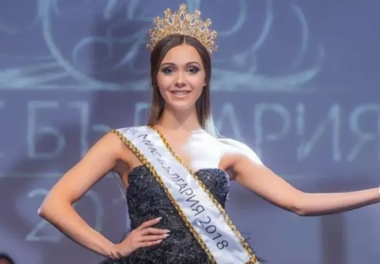 Мис България завършва пълна отличничка