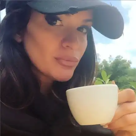 Преслава пак пропи кафе