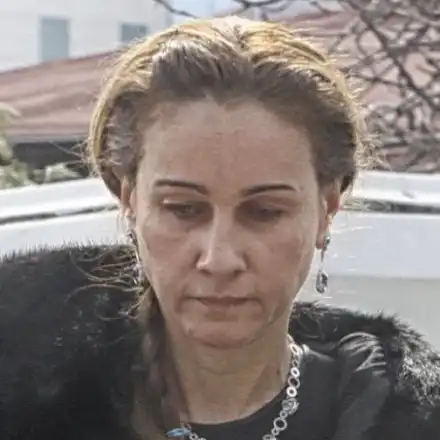 Радост Драганова куца с пирон в крака, след като скиор я помете и потроши в Боровец