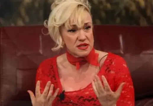 Сашка Васева събира 10 000 евро, за да прогледне