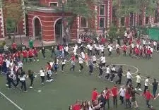 СКАНДАЛ: Собственичката на „елитно” частно школо в София: Учите, не учите, ще плащате!