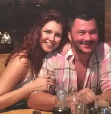 След поредния скандал: Тачно заряза Жени и се скри на село