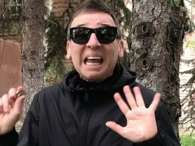 Виктор Калев гони вируса с рими