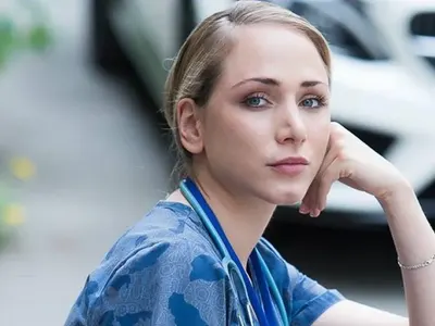 Внучката на Тодор Колев се завръща в „Откраднат живот”, Теодора окончателно се пресели в България