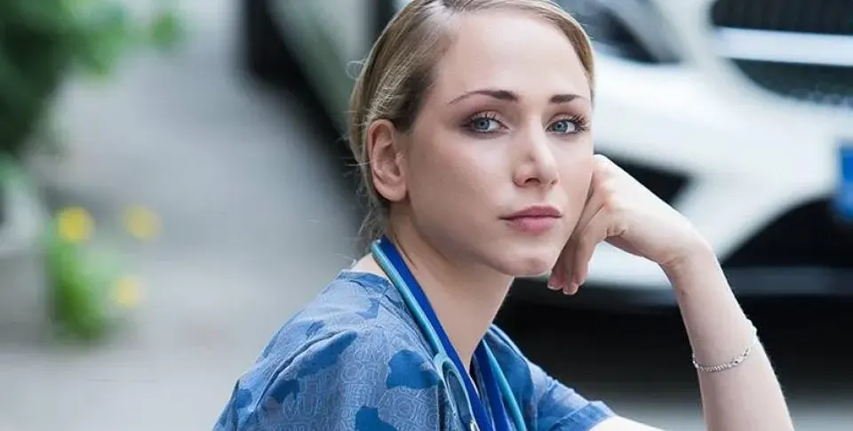 Внучката на Тодор Колев се завръща в „Откраднат живот”, Теодора окончателно се пресели в България