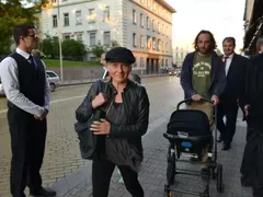 Бившият на Елена Йончева: Тя похити сина ни! (Пламен я съди заради детето)