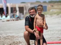 Синът на Милен Цветков иска да стане като баща си (Боян мечтае да е журналист)