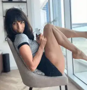 Зара заживя в Бахрейн след развода