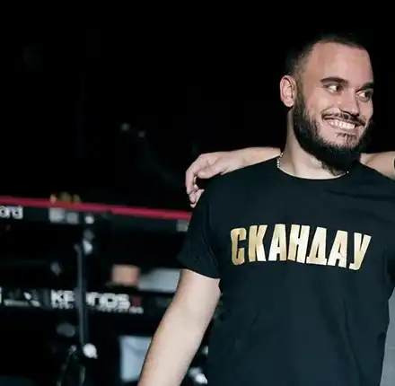 Защо Тото слабее, а Лъчо дебелее? (СкандаУ с онлайн концерт на Гергьовден)